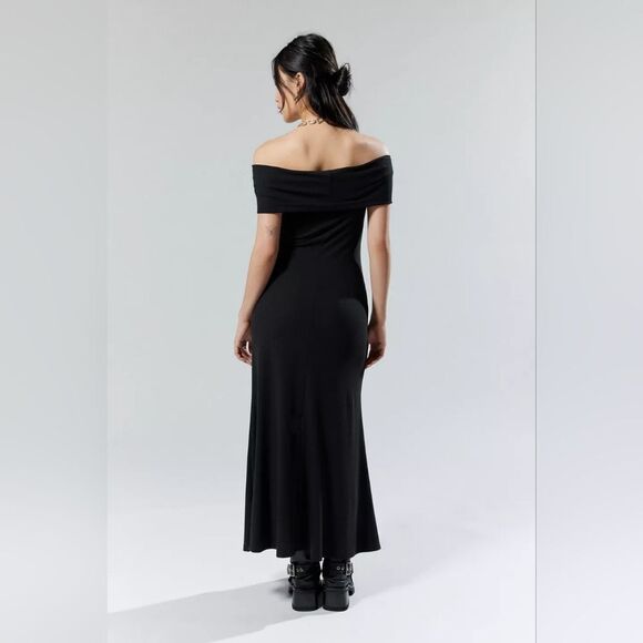 Silence + Noise black Off-The-Shoulder rib knit A-line Maxi Dress size L, NWOT - Picture 6 of 10